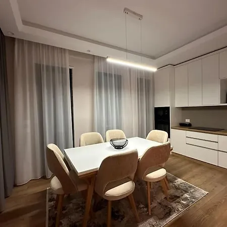 Cd Golem (Tirana)